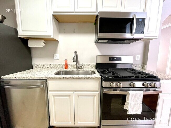 Building Photo - 4511 Roanoke Pkwy