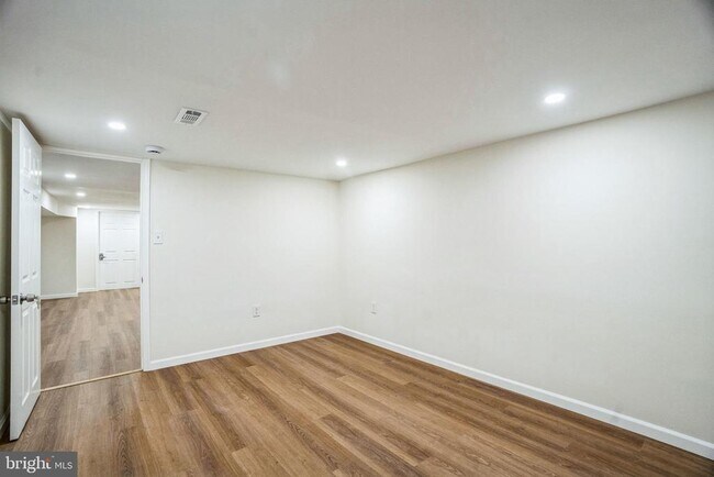 Building Photo - 435 N 32nd St