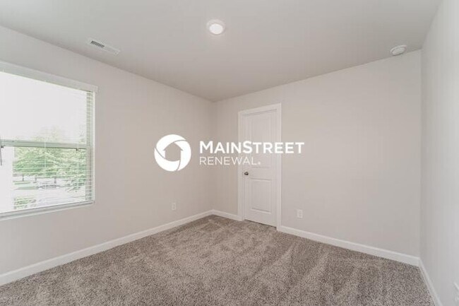 Building Photo - 3 Bedroom Pet-Friendly Home in Charlotte, ...