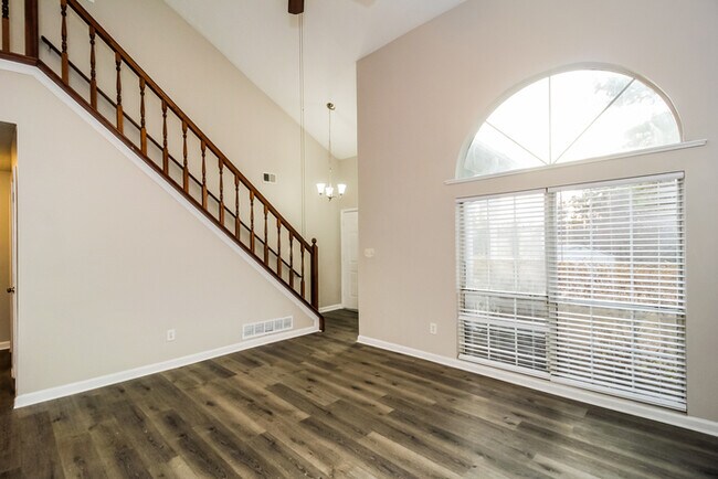 Building Photo - Bright Living with Vaulted Ceilings