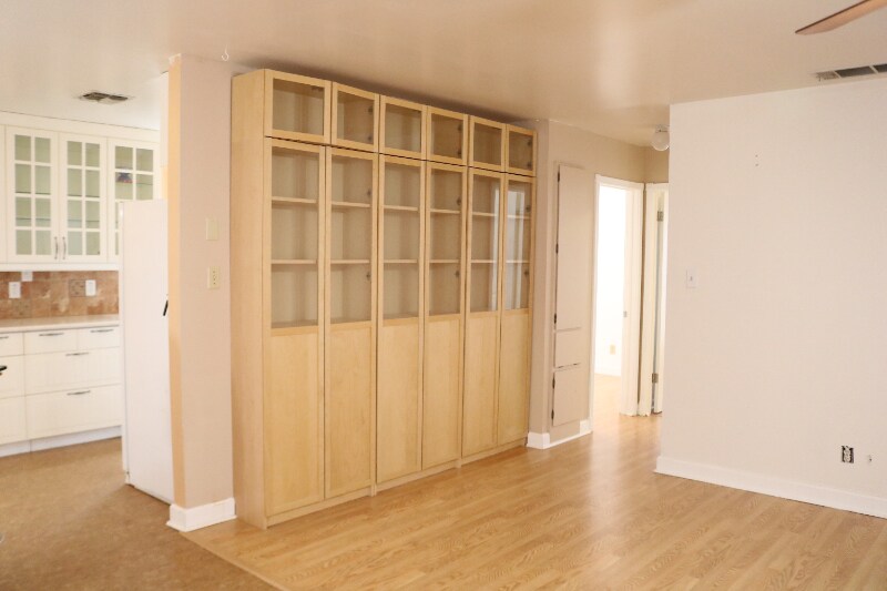 Building Photo - 7102 Moat Cove