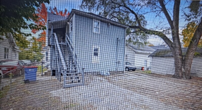 Building Photo - 29 Sutton St SW