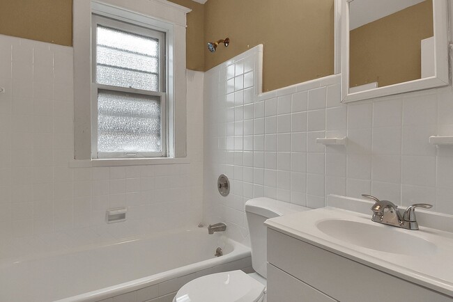 Building Photo - 7702 Lile Ave