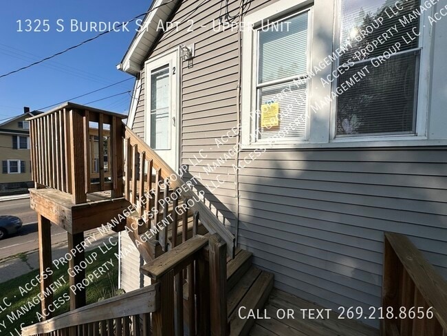 Building Photo - 1325 S Burdick St