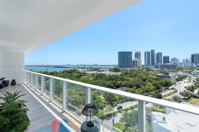 Building Photo - 4250 Biscayne Blvd