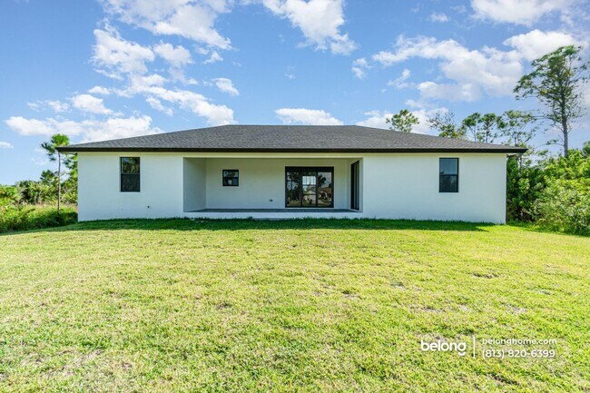 Building Photo - 15633 Lakeland Cir