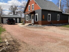 Building Photo - 2905 Garden Ln