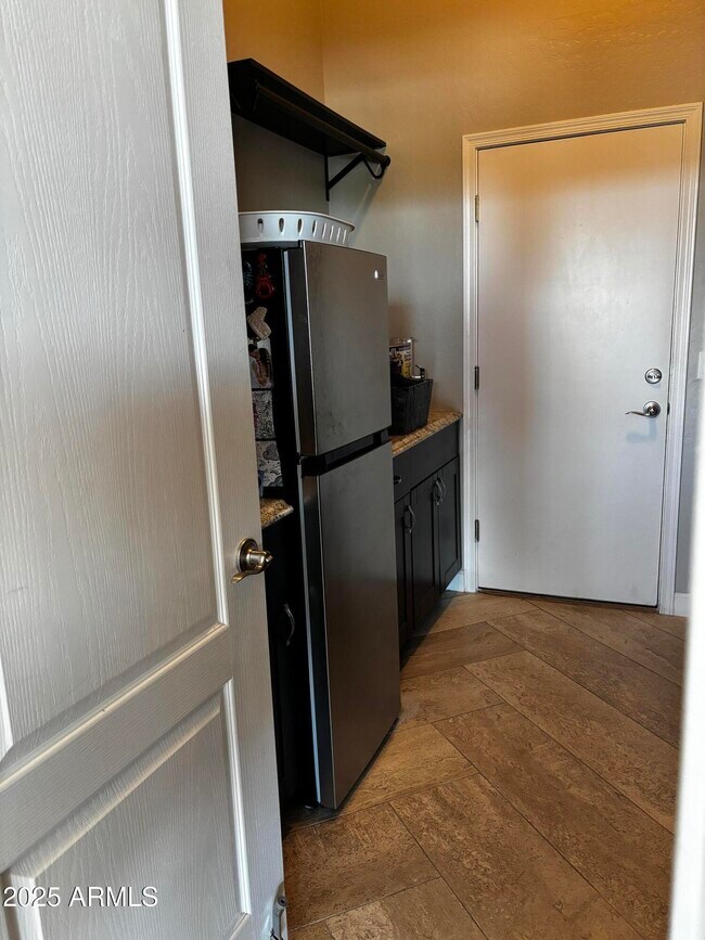 Building Photo - 7637 E Tasman Cir