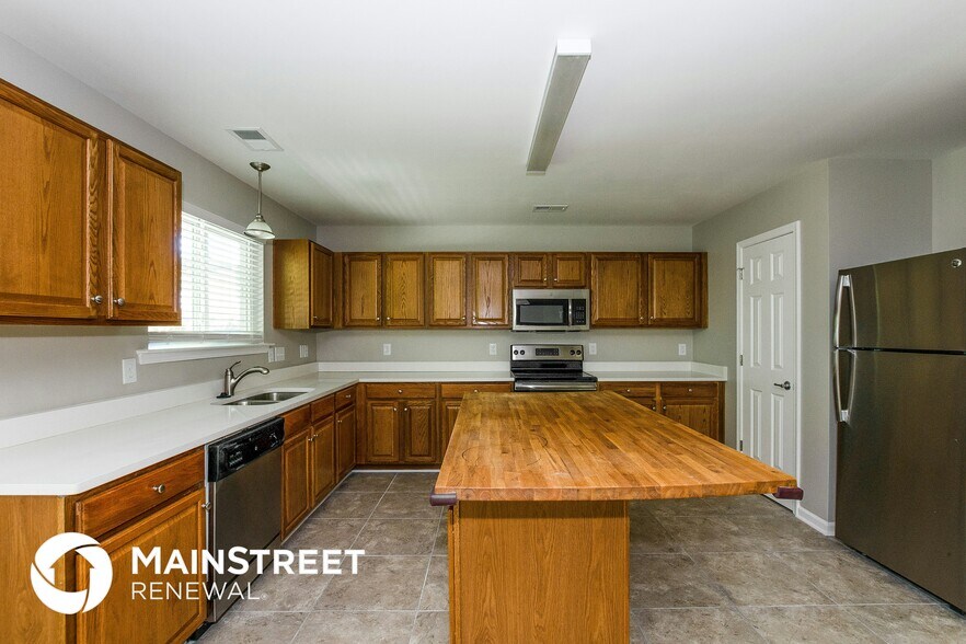 Building Photo - 9510 Smooth Path Dr