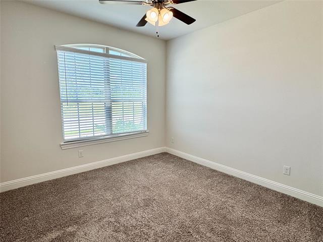 Building Photo - 10305 Klondike Ln