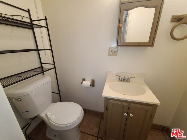 Building Photo - 18133 Lull St