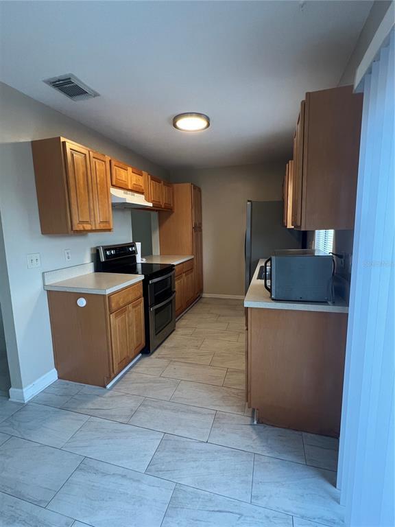 Building Photo - 6231 Yorktown Dr