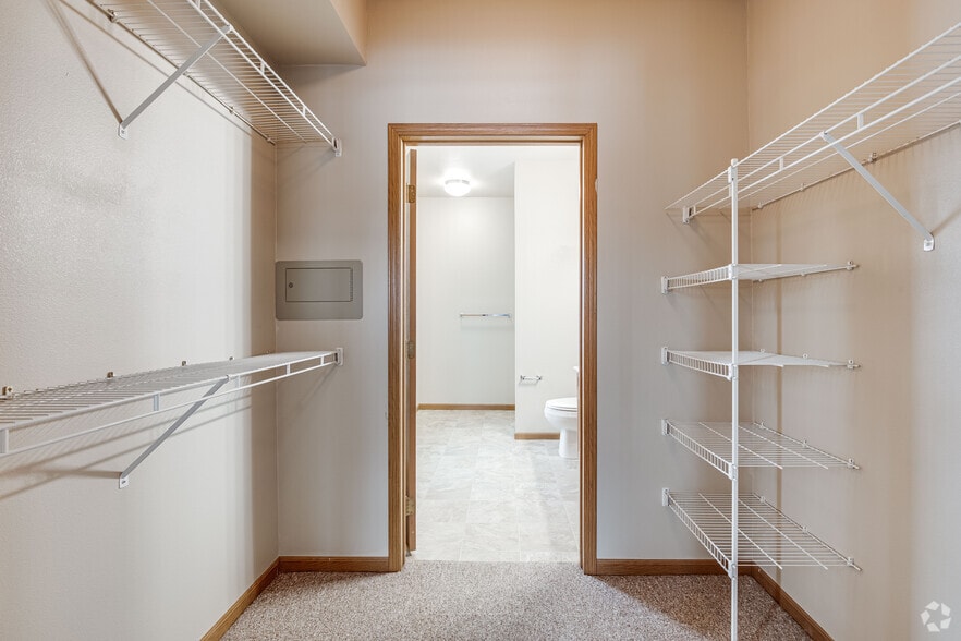 2BR, 2BA - Arbor Pointe Apartments