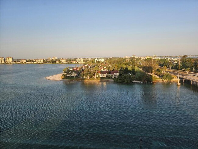 Building Photo - 5220 Brittany Dr S