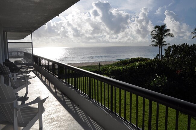 Building Photo - 2660 S Ocean Blvd