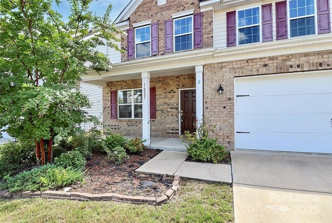 Building Photo - 16027 Harbor Hill Dr