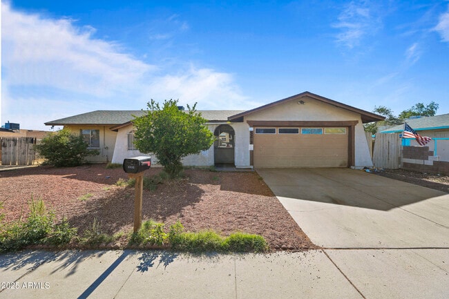 Building Photo - 5212 N 67th Dr
