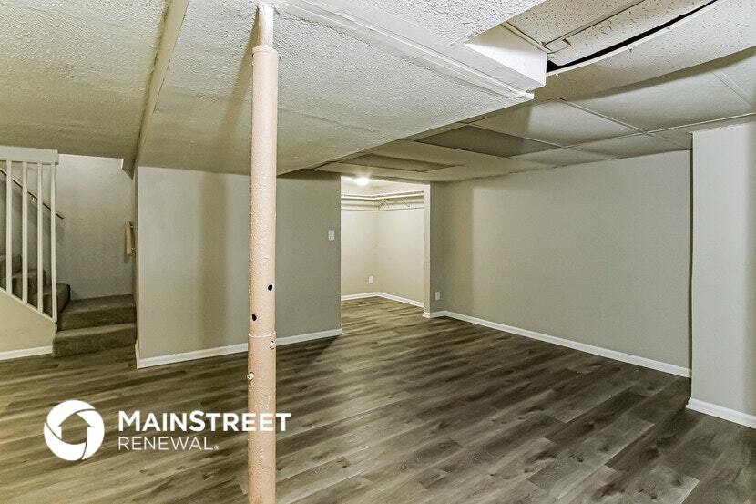 Building Photo - 2609 S 16th Terrace