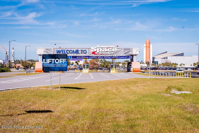 Building Photo - 4700 Ocean Beach Blvd