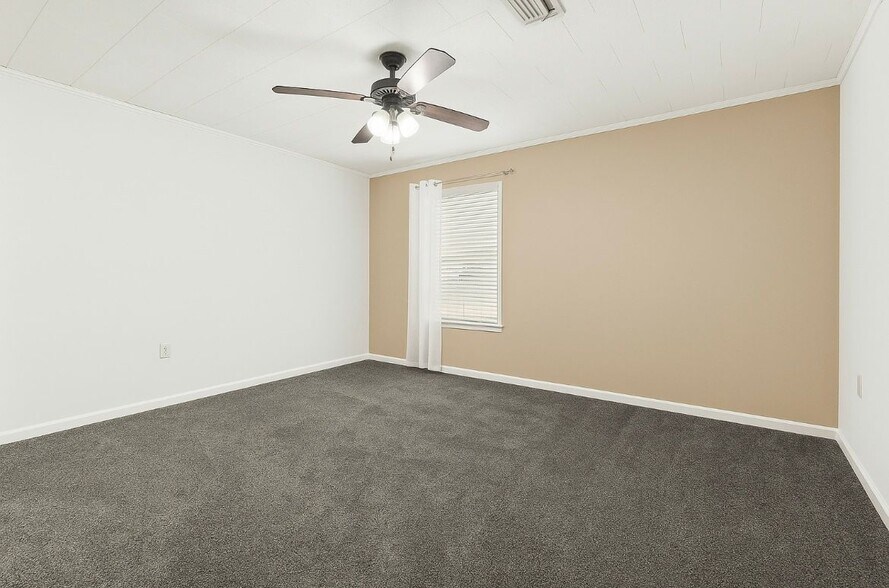 Building Photo - 7700 Lee Station Rd