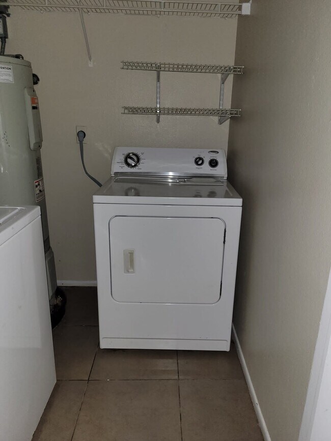 Building Photo - 3028 Parkway Blvd