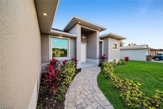 Building Photo - 3719 16th St W