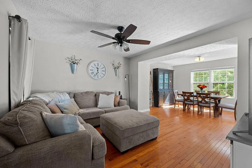 Building Photo - 2700 Dorado Ct