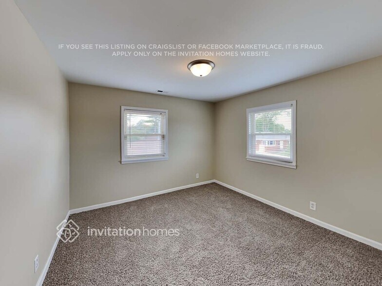 Building Photo - 11145 Boeger Ct