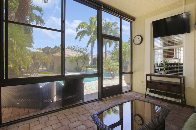 Building Photo - 8210 Calterra Dr