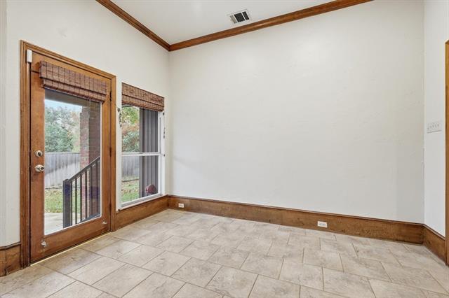 Building Photo - 500 Sheldon Ct