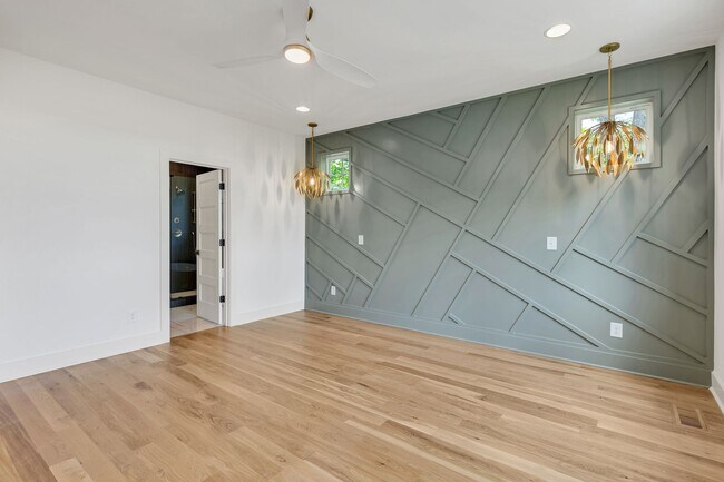 Building Photo - 660 Vernon Ave