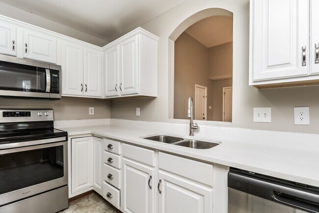 Building Photo - 1018 Cranston Crossing Pl