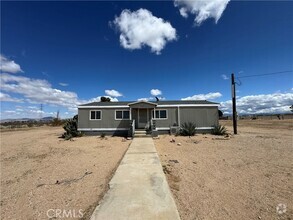 Building Photo - 14755 Calendula St