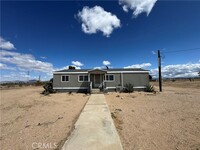 Building Photo - 14755 Calendula St
