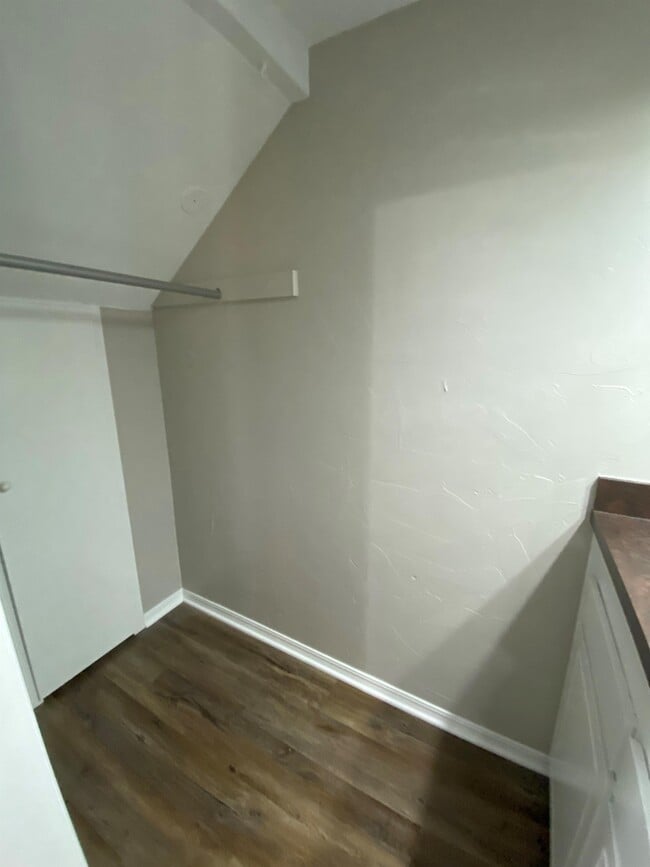 Building Photo - 10125 N Pennsylvania Ave