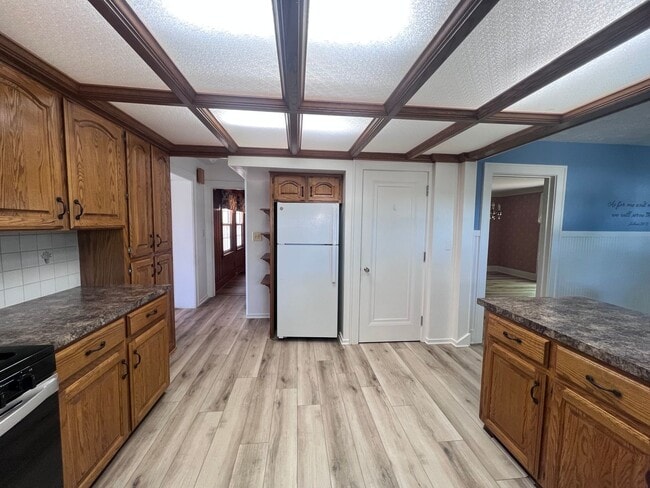 Building Photo - Spacious Four Bedroom Home in Byron Center!