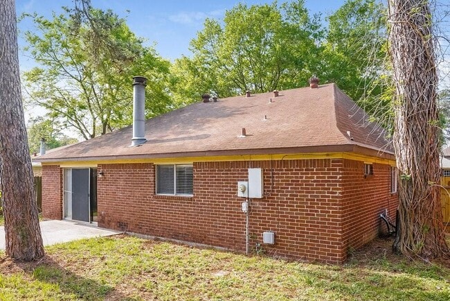 Building Photo - 22714 Timber Dust Cir