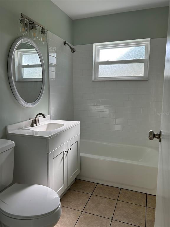 Building Photo - 1639-1643 NE 16th Ave