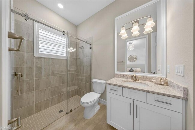 Building Photo - 14930 Blue Bay Cir