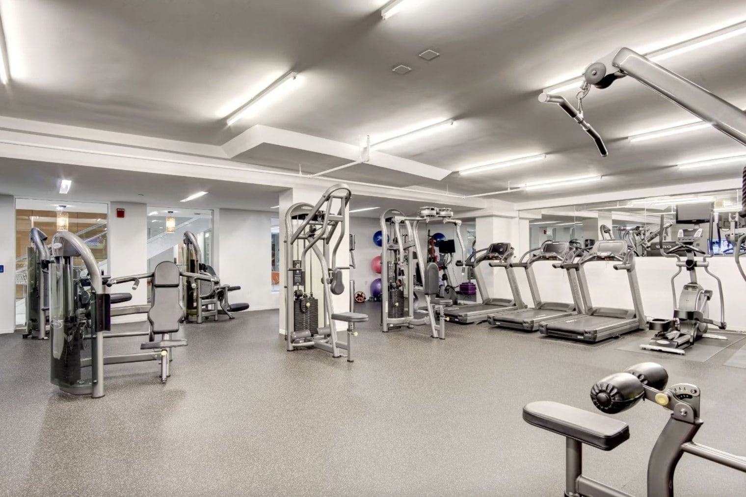 Building Photo - 70 I St SE