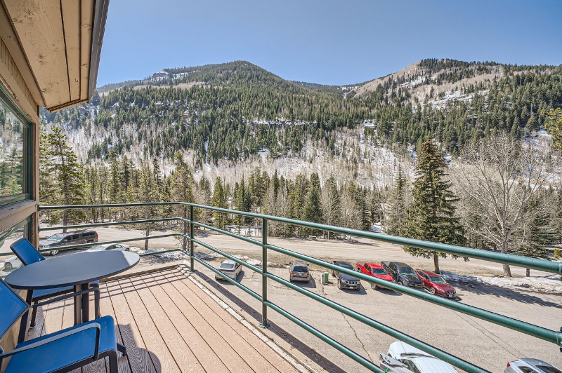 Building Photo - 4081 Bighorn Rd
