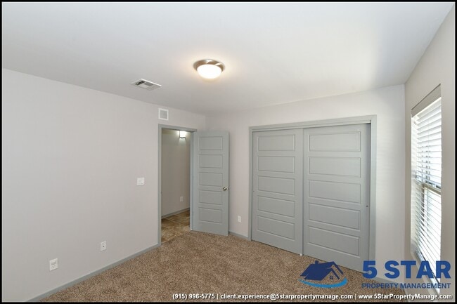 Building Photo - 13744 Flora Vista Ave