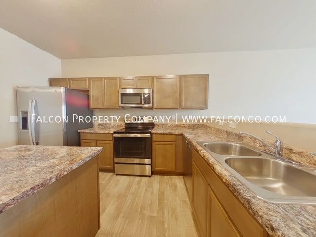 Building Photo - 7713 Jack Pine Grv