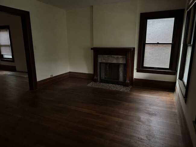 Building Photo - 1766-1768 Oak St