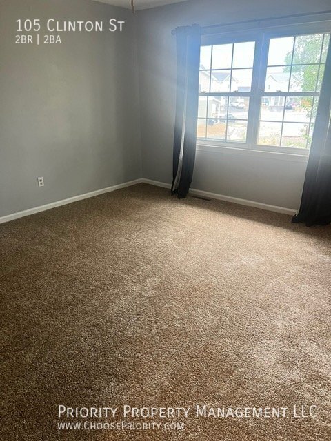 Building Photo - 105 Clinton St