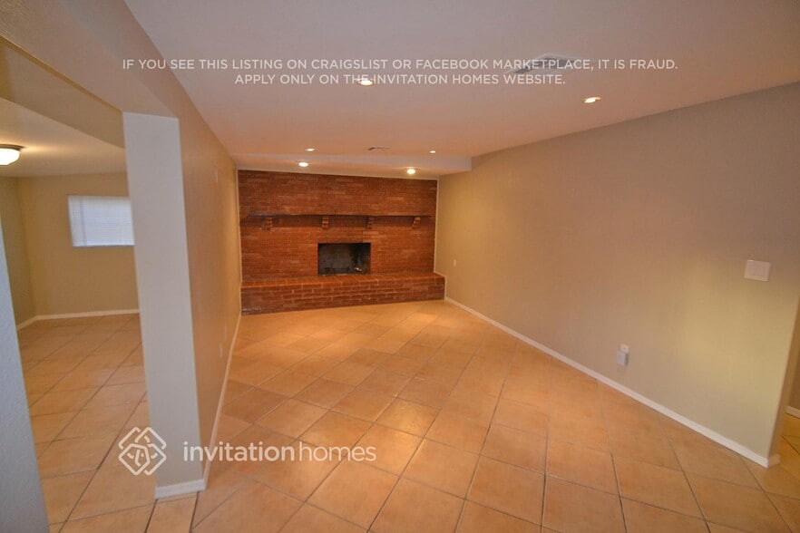 Building Photo - 3536 N 63rd Dr