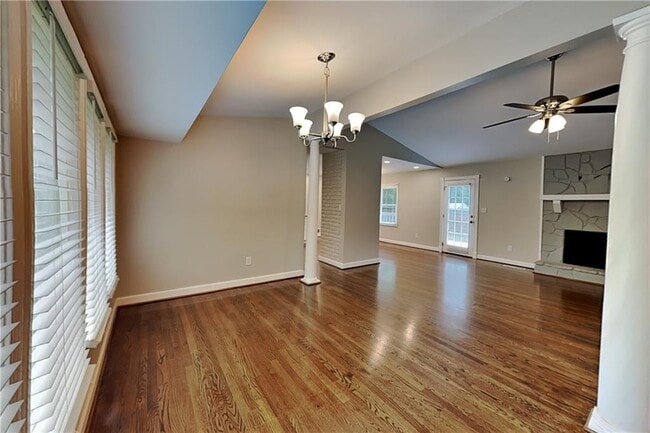 Building Photo - 3777 Junction Dr NW