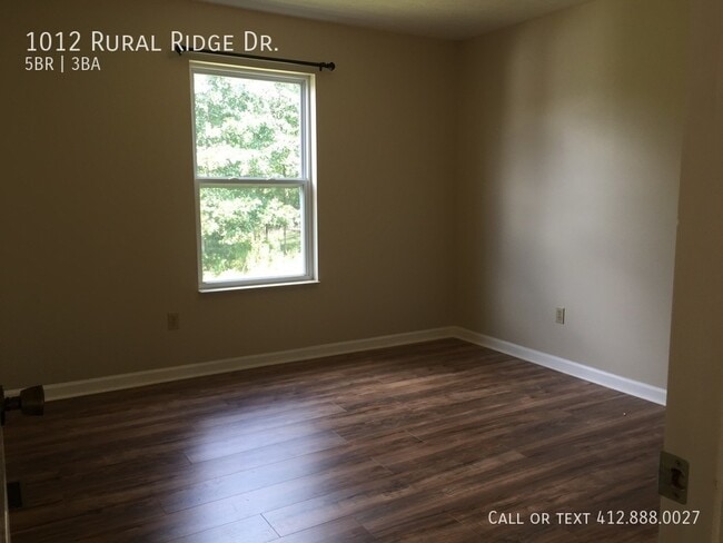 Building Photo - 1012 Rural Ridge Dr