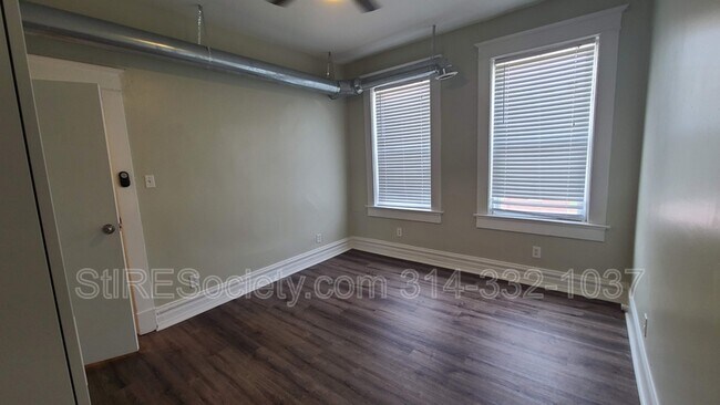 Building Photo - 2918 Louisiana Ave