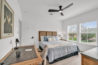 Building Photo - 7802 Hanfro Ln